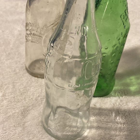 Lot of 3 Vintage Glass Bottles Dr Pepper Coke and Sprite Green Raised Hobnail - Picture 4 of 8